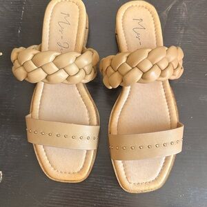 Silas sandal